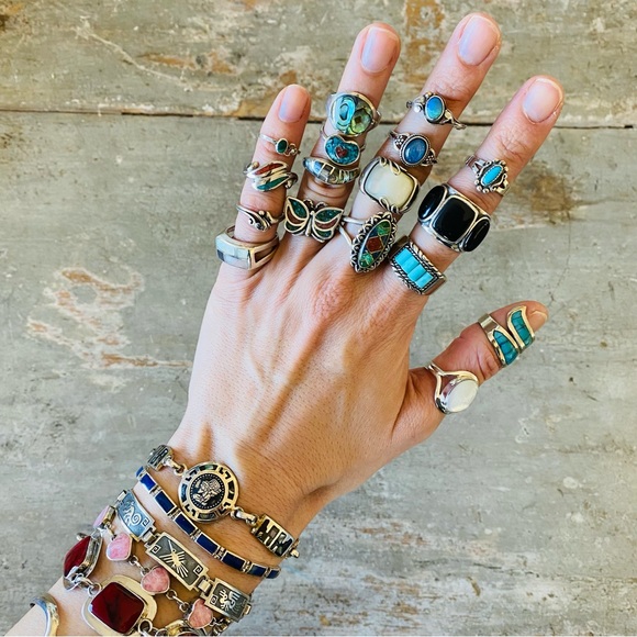 Southwestern Style Sterling Silver Turquoise & Red Coral Chip Inlay Heart Ring - Picture 12 of 13